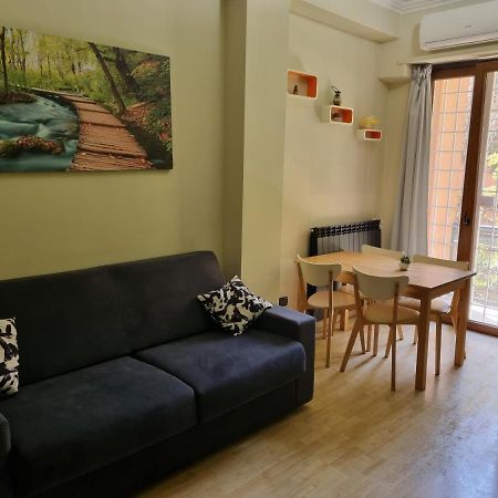 Red Rose Bed & Breakfast Рим Екстериор снимка