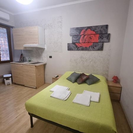 Red Rose Bed & Breakfast Рим Екстериор снимка
