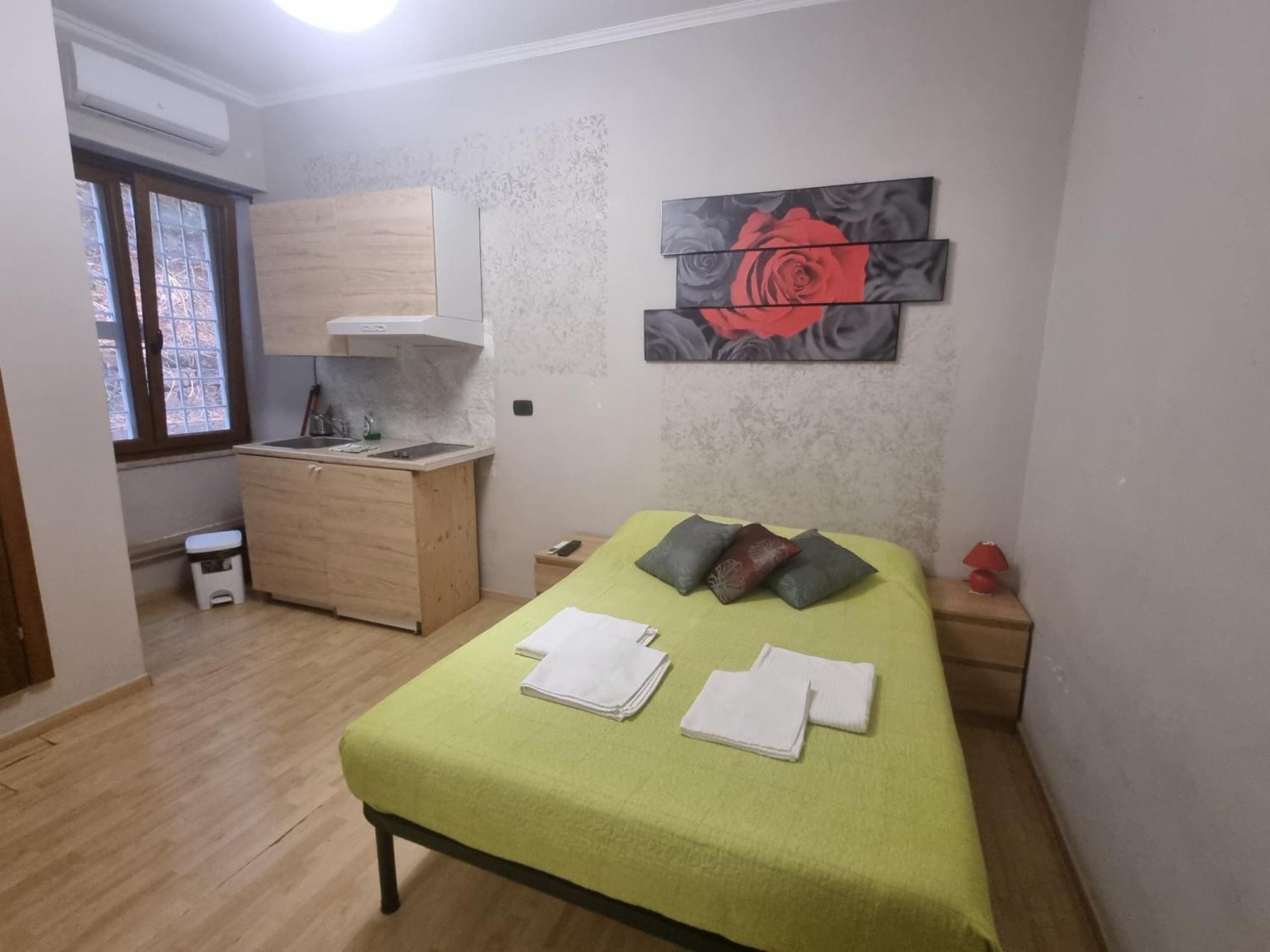 Red Rose Bed & Breakfast Рим Екстериор снимка
